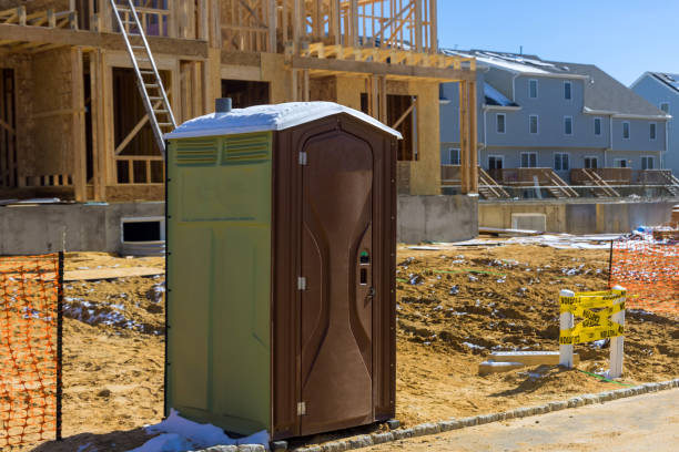 Portable Toilet Options We Offer in Goodrich, MI