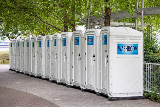 Best Porta potty delivery and setup  in Goodrich, MI